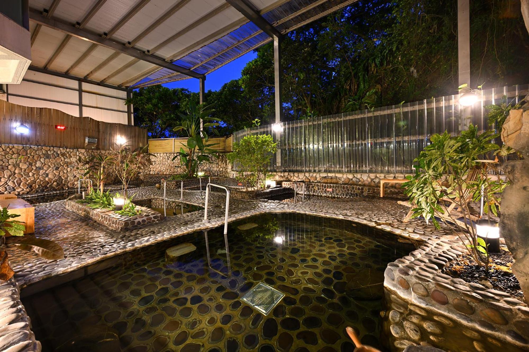 וואנלי Ct Green Bay Hot-Spring Hotel מראה חיצוני תמונה
